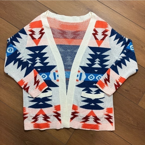Sweaters - Southwestern Print Oversized Cardigan (L)